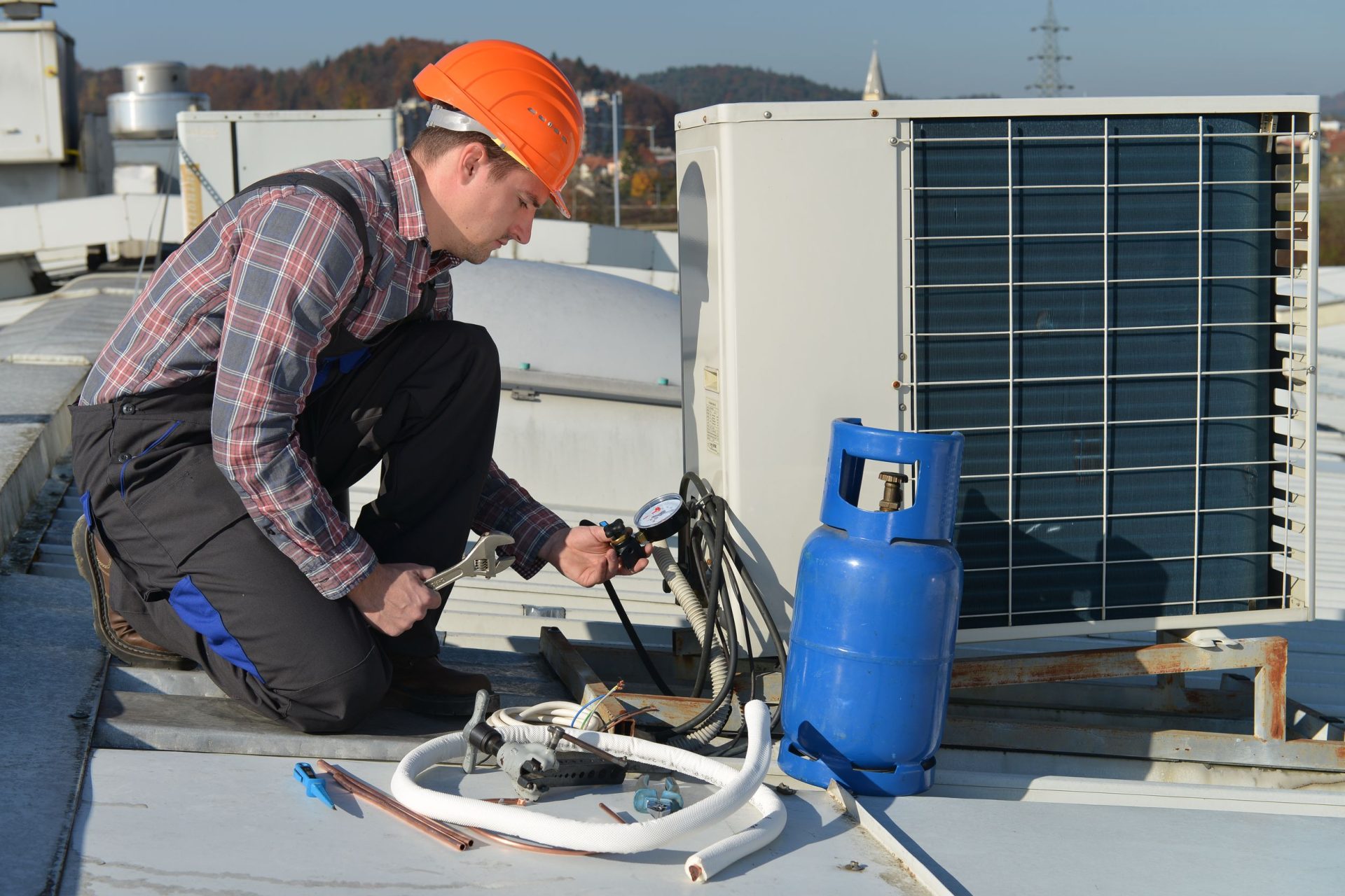 Técnicos de climatización industrial en tu zona